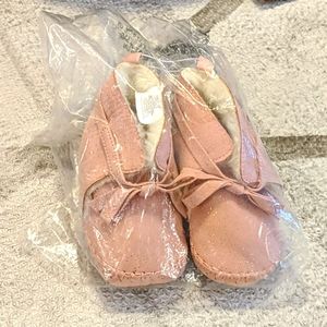 Faux suede shimmer pink booties